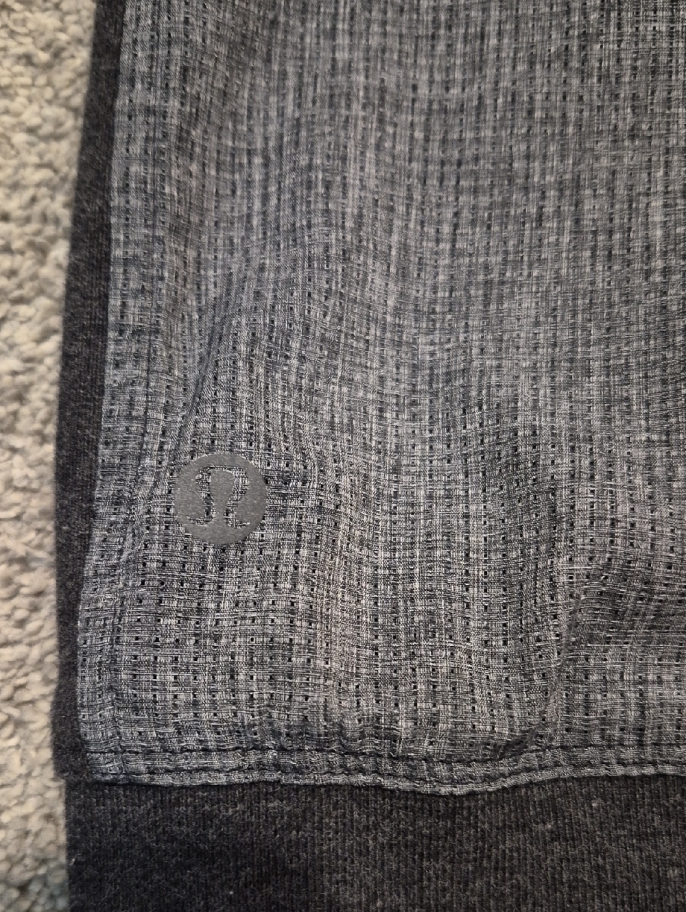 Lululemon RARE GEM size L - Picture 10 of 10